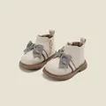 Elegante, mit Fleece gefütterte Kleinkindstiefel in Creme mit karierter Schleife - Beige