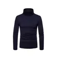 Vista dettagliata del lupetto da uomo blu scuro, vestibilità slim, a maniche lunghe - Taglia M / Top / Blu navy