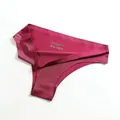 Seamless ice silk thong for women in magenta color, mid-waist breathable sports underwear - M / Bottoms / Purple
