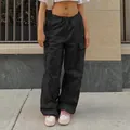 Pantalón cargo negro para mujer estilo urbano con cordón y corte holgado informal - Negro