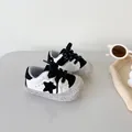 Bequeme Kleinkind Lauflernschuhe mit weicher Sohle und Stern-Patch in Schwarz und Weiß - Größe 15 Innenlänge 11.5cm / Stern Weichsohle Lauflernschuhe (2338) / Schwarz
