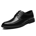 Klassische schwarze Leder-Business-Schuhe zum Schnüren mit strukturiertem Detail - 37 / Schwarz
