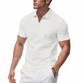 Detailopname van een wit heren poloshirt van wafelbreisel met focus op stof en pasvorm - S / Tops / Wit
