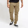 Gedetailleerde weergave van kaki cargo-broek voor heren met zakken in de studio - S / Bottoms / Licht kaki
