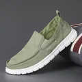 Casual army green men's slip-on canvas loafers with a breathable soft white sole - Light Green