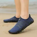 Zapatos de agua transpirables y antideslizantes para hombre y mujer en la playa - 35 / Azul