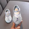 Elegante silberne Prinzessinnenschuhe für Mädchen mit glitzernden Strasssteinen und Schleife - 21 / Silber