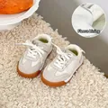 Beigefarbene, mit Fleece gefütterte Baby-Lauflernschuhe mit weicher Gummisohle - Größe 16 (Innen 12.5CM) / Seitlicher Klettverschluss mit Fleecefutter / Beige