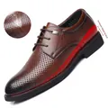Scarpe classiche marroni da uomo con fori traspiranti e rialzo interno di 6 cm - 37 / Marrone Traforato Rialzato