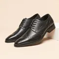 Classic black men's brogue derby shoes in genuine leather for formal business wear - 38 / Black