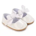 Scarpine da neonata bianche stile principessa con fiocco grande e cuori ricamati - 12cm / Bianco