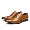 Zapatos Oxford clásicos de cuero marrón para hombre con estilo de negocios elegante. - Marrón (3004-2)