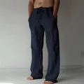Détail du pantalon large en coton et lin bleu marine pour homme avec cordon - Bleu marine