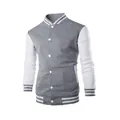 Vorderansicht einer grau-weißen Baseballjacke mit weißen Knöpfen und gestreiften Rippen. - S / Oberteile / Grau