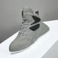 Sneaker alte da uomo in pelle grigia di qualità con spesse suole bianche - 38 / Grigio (Foderato in Pile)