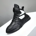 Sneaker alta in pelle nera premium da uomo con dettagli bianchi e suola spessa e robusta - 38 / Nero