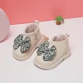 Süße beige Kinder-Schneestiefel mit Blumen-Schleife und warmem Plüschfutter für den Winter - Innenlänge 12.5cm / Blumen-Schleifen-Stil (M9MBX232)