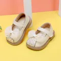 Cream Mary Jane shoes for baby girls with glittery bow accents - Internal Length 11.5cm / Sequin Bowknot Princess Shoes (9MBX806) / Beige