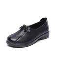 Elegantes zapatos cómodos de cuero negro con detalle de flores para mujeres mayores - Negro