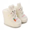 Adorables bottines bébé en peluche blanche avec oreilles de lapin et broderie - Blanc