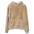 Detailansicht eines schweren khakifarbenen Oversize-Hoodies aus plüschigem Flanell-Fleece - S / Oberteile / Hellbeige
