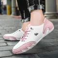 Baskets décontractées basses rose et blanc avec semelle en caoutchouc ondulée de poulpe - 35 / Chaussures Martin Décontractées Basses (W8009) / Blanc Rose