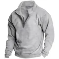 Détail de la vue avant d'un sweat-shirt à demi-fermeture éclair gris clair pour hommes - Gris clair