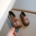 Klassische braune Kinder-Loafer aus Leder im britischen Stil mit weichen Gummisohlen - Größe 23 (Innenlänge 14.8cm) / Braun