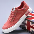 Modische rote Canvas-Sneaker für Herren mit dicker weißer Sohle und Schnürdesign - 38 / Halbschuhe (24121) / Ziegelrot