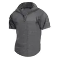 Vista detallada de polo gris de manga corta con tejido de rejilla texturizado y cremallera - Gris oscuro