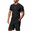 Detaillierte Ansicht der schwarzen Waffelstrick-Textur dieses Herren-Sommer-Zweiteilers - S / Oberteil Und Unterteil / Schwarz