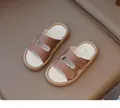 Sandalias marrones para niños con correas de velcro ajustables y suela muy blanda - 26 / Marrón