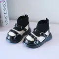 Chaussures de marche souples pour fillettes noir et blanc avec boucles en forme de cœur - 11.5cm / Style Chaussette en Tricot Contrasté (9MBX22370) / Noir