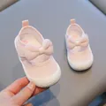 Atmungsaktive rosa Baby-Lauflernschuhe aus Mesh mit Schleife und weicher, rutschfester Sohle - Rosa