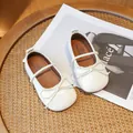 Toddler girls white patent leather Mary Jane flats with bow detail and soft sole - Size 31 Insole 18.0cm / White