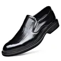 Elegante Slipper für Herren aus schwarzem geprägtem Leder mit spitzer Zehenpartie Design - 38 / Schwarz