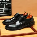 Chaussures Derby richelieu de qualité en cuir noir pour hommes avec détails classiques - Noir