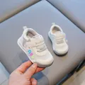 Atmungsaktive weiße Mesh-Lauflernschuhe für Kleinkinder im Alter von 1-3 Jahren - Grau