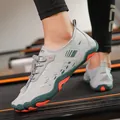 Zapatos de agua grises transpirables con cordones rápidos para fitness y actividades - 35 / Verde matcha