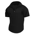 Primer plano del polo negro de punto gofre para hombre con detalle de cremallera. - S / Tops / Negro