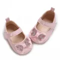 Vista detallada de zapatos de charol rosa para bebé con lazo de diamantes de imitación - Rosa
