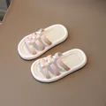 Lindas sandalias de verano rosas para niñas con perlas elegantes y suelas cómodas. - 21 / Rosa
