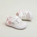 Atmungsaktive weiße Mesh-Babyschuhe mit rosa Stern und rutschfester weicher Sohle - Rosa
