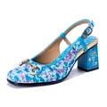 Detail van kleurrijke slingback pumps van ponyhaar met bloemenprint en een blokhak - 36 / Hemelsblauw