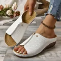 Witte platform sandalen van PU met krokodillenprint en open teen - Wit