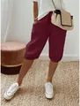Vue détaillée d'un short décontracté en coton et lin bordeaux pour femme avec poches - S / Bas / Bordeaux
