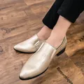 Mocassins à enfiler pointus pour hommes de couleur or champagne avec texture à carreaux - 38 / Or (263)
