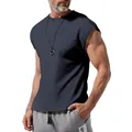Detailansicht der Passform und des Schnitts eines lässigen ärmellosen Herren-Tanktops - S / Oberteile / Marineblau
