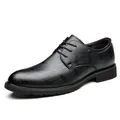 Eleganti scarpe da lavoro uomo in nero con una raffinata trama a motivo coccodrillo - 35 / Nero