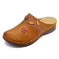 Comfortable brown women's wedge mule sandals with floral decorations and white stitching - Brown